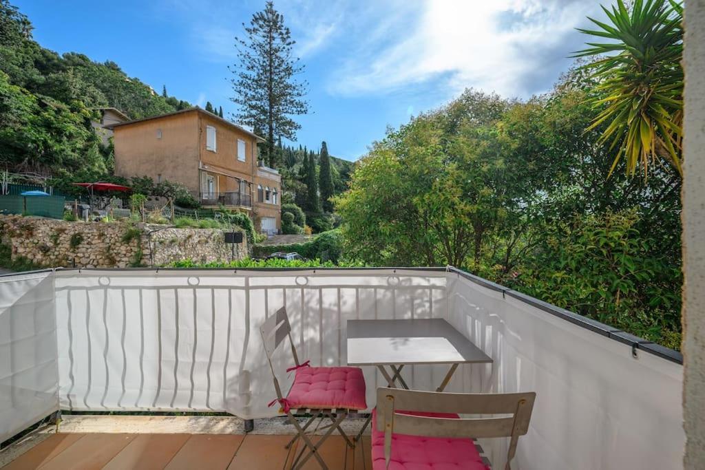 La Villa Julia - Calme - Spacieux - Parking Prive - Climatisation Menton Exteriér fotografie